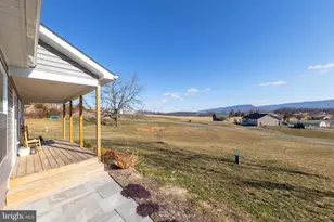 4009 Ridge Rd, Quicksburg, VA 22847 - Photo 13