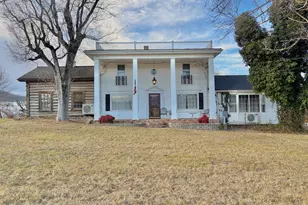 28427 Old Valley Pike, Toms Brook, VA 22660 - Photo 3