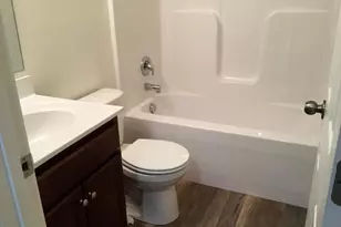 143 N Fort St, Strasburg, VA 22657 - Photo 5