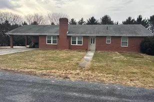 4 High View Dr, Maurertown, VA 22644 - Photo 1