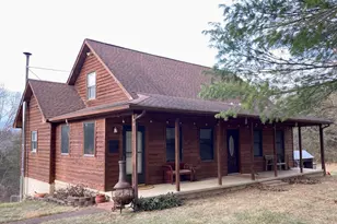 121 Spiker Ln, Strasburg, VA 22657 - Photo 1