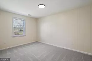 373 Walton St, Strasburg, VA 22657 - Photo 17