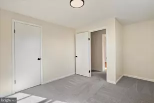 373 Walton St, Strasburg, VA 22657 - Photo 17