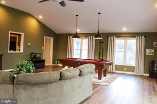 88 Cecelia St, Toms Brook, VA 22660 - Photo 17