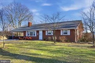 891 Stoneburner Rd, Edinburg, VA 22824 - Photo 3