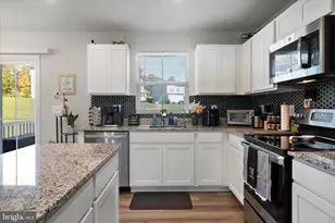 206 Spring Pl, Strasburg, VA 22657 - Photo 11