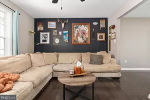 318 Newman St, Strasburg, VA 22657 - Photo 5