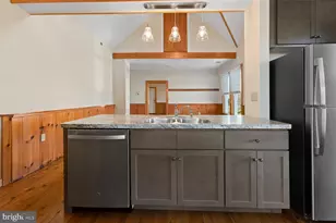 215 Piccadilly, Edinburg, VA 22824 - Photo 15