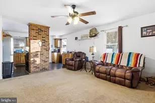 99 Laurel Ln, Fort Valley, VA 22652 - Photo 5