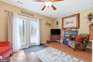 262 Hogan Dr, Basye, VA 22810 - Photo 23