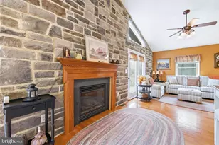 262 Hogan Dr, Basye, VA 22810 - Photo 11