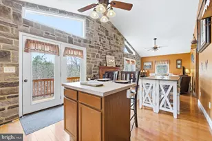 262 Hogan Dr, Basye, VA 22810 - Photo 13