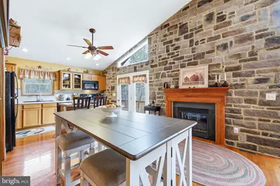 262 Hogan Drive, Basye, VA 22810 - Photo 11