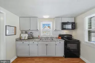 353 Turkey Knob Rd, Quicksburg, VA 22847 - Photo 9