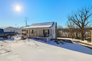 353 Turkey Knob Rd, Quicksburg, VA 22847 - Photo 1