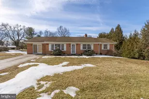 623 W Spring St, Woodstock, VA 22664 - Photo 1