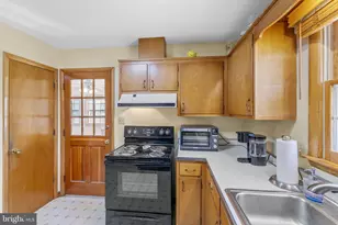 623 W Spring St, Woodstock, VA 22664 - Photo 15