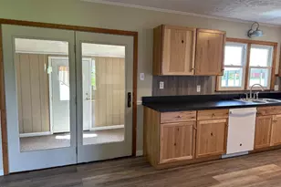 14149 S Middle Rd, Edinburg, VA 22824 - Photo 3