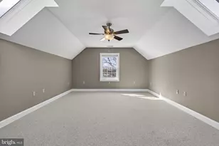 256 Cliffside Dr, Edinburg, VA 22824 - Photo 57