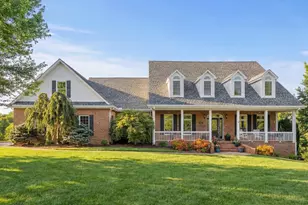 256 Cliffside Dr, Edinburg, VA 22824 - Photo 1