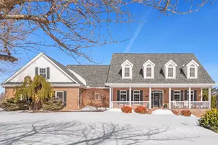 256 Cliffside Dr, Edinburg, VA 22824 - Photo 3