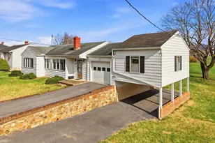 1081 Hisey Ave, Woodstock, VA 22664 - Photo 3