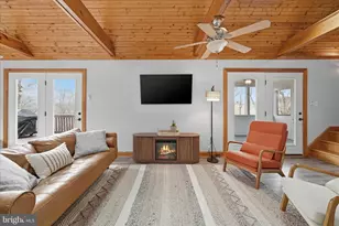 325 Fox Ridge Dr, Strasburg, VA 22657 - Photo 9