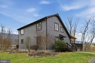 325 Fox Ridge Dr, Strasburg, VA 22657 - Photo 3