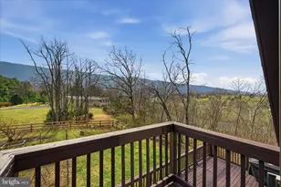 325 Fox Ridge Dr, Strasburg, VA 22657 - Photo 13