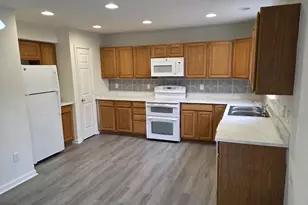 612 Pendleton Ln, Strasburg, VA 22657 - Photo 5