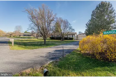 60 Marguerite Drive, Toms Brook, VA 22660 - Photo 5