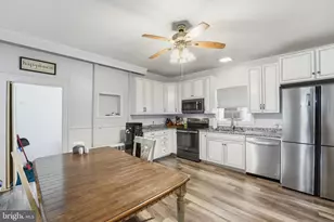 219 N Church St, Woodstock, VA 22664 - Photo 3