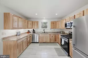 8258 Supinlick Ridge Rd, Basye, VA 22842 - Photo 17