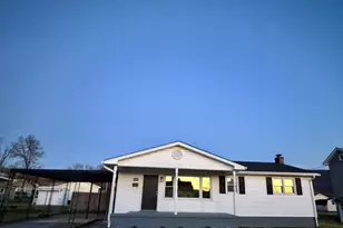 156 N Funk St, Strasburg, VA 22657 - Photo 5