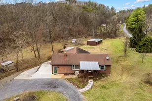 1537 Coal Mine Rd, Strasburg, VA 22657 - Photo 67
