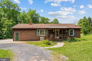 1537 Coal Mine Rd, Strasburg, VA 22657 - Photo 7