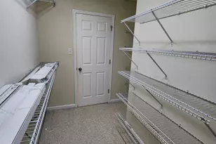 407 Stonewall St, Strasburg, VA 22657 - Photo 33