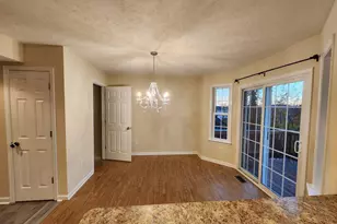 407 Stonewall St, Strasburg, VA 22657 - Photo 9