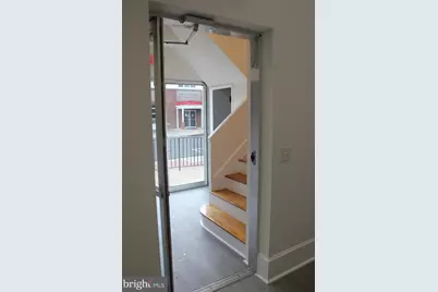 114 W Court Street #102, Woodstock, VA 22664 - Photo 3