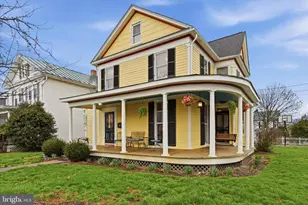 220 S Massanuten St, Strasburg, VA 22657 - Photo 1