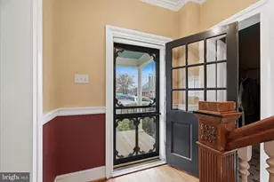 220 S Massanuten St, Strasburg, VA 22657 - Photo 9