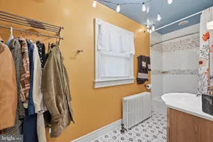 220 S Massanuten St, Strasburg, VA 22657 - Photo 33