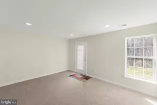 1010 Pendleton Ln, Strasburg, VA 22657 - Photo 7