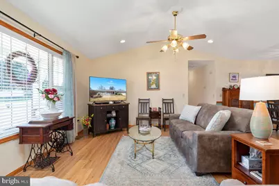 510 Hollingsworth Road, Woodstock, VA 22664 - Photo 5