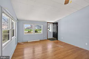 5233 Boxwood Dr, Mount Jackson, VA 22842 - Photo 3