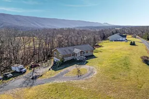 2760 Riverview Dr, Toms Brook, VA 22660 - Photo 67