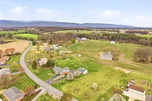 1665 Stoneburner Rd, Edinburg, VA 22824 - Photo 59