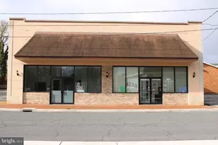 110 E High St, Woodstock, VA 22664 - Photo 1