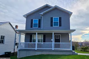 375 Branch St, Strasburg, VA 22657 - Photo 1