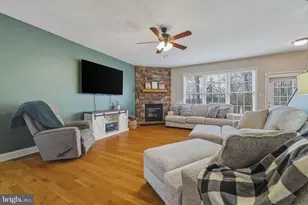 257 Hunter Rd, Maurertown, VA 22644 - Photo 9